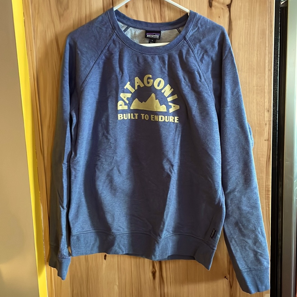 NWOT Patagonia unisex crewneck sweatshirt sz Lg